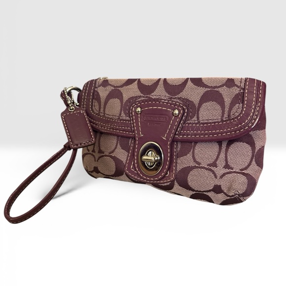 Coach Handbags - Coach Signature Turnlock Medium Wristlet